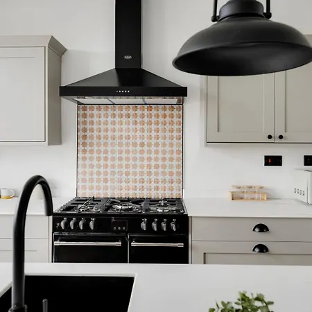 Modern And Cozy 4br Ideal For Families And Groups Appartement Bristol