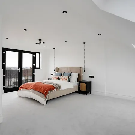 Modern And Cozy 4br Ideal For Families And Groups * Bristol