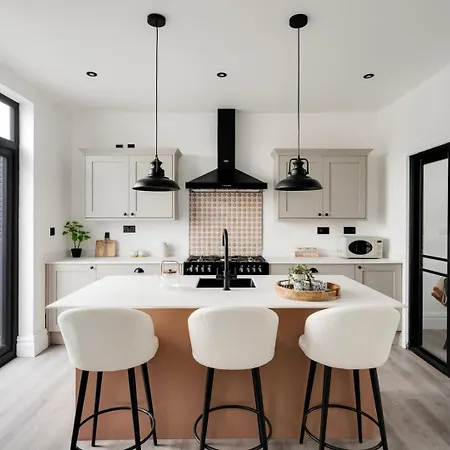 Appartement Modern And Cozy 4br Ideal For Families And Groups