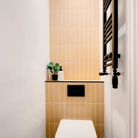 Modern And Cozy 4br Ideal For Families And Groups Apartment