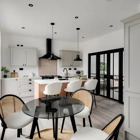 Apartment Modern And Cozy 4br Ideal For Families And Groups