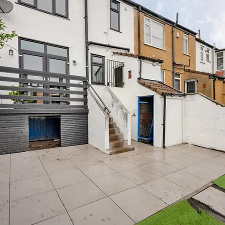 Apartment Modern And Cozy 4br Ideal For Families And Groups *